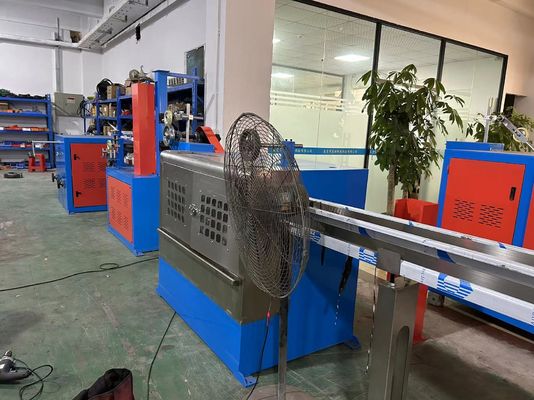 Produktionslinie für Kabel-Extrusionsmaschinen mit niedrigem Rauchgehalt und null Halogen 80