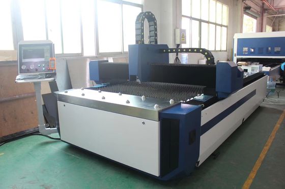 3000w Fiber Laser Schneidmaschine Metallblechverarbeitung 4550*2300*2000mm